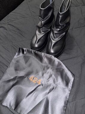 COPY-424 MARATHON BOOTS RUB OFF LEATHER In black